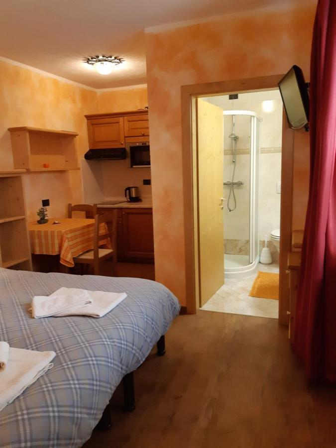 Casa Anita Aparthotel Livigno Exterior photo