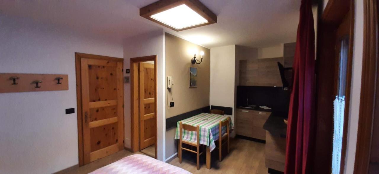 Casa Anita Aparthotel Livigno Exterior photo