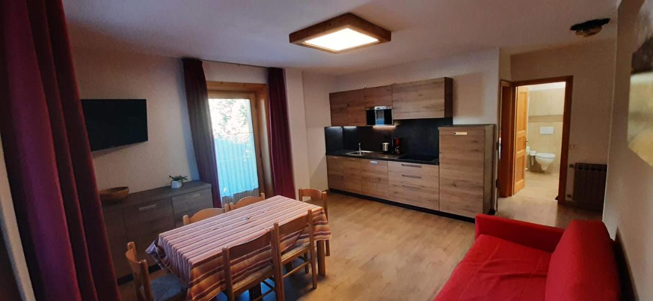 Casa Anita Aparthotel Livigno Exterior photo