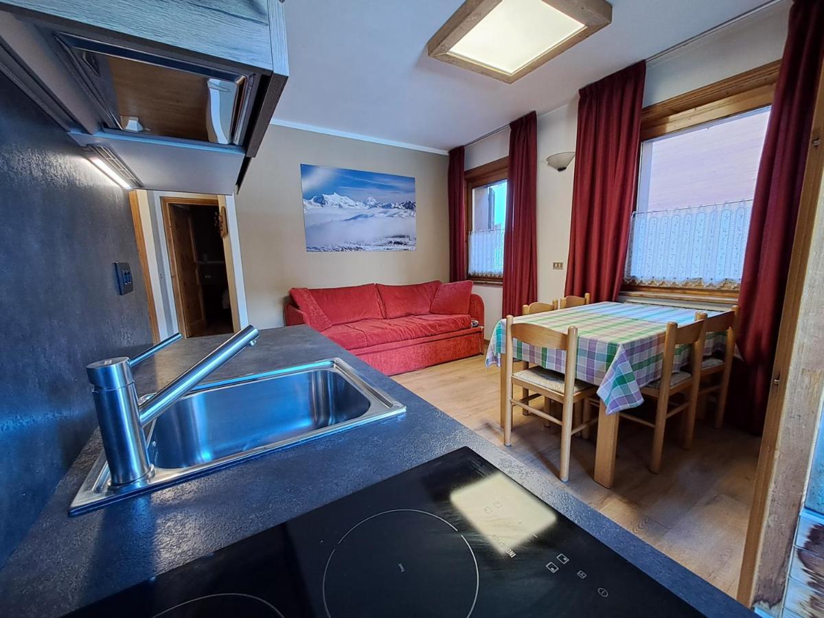 Casa Anita Aparthotel Livigno Exterior photo