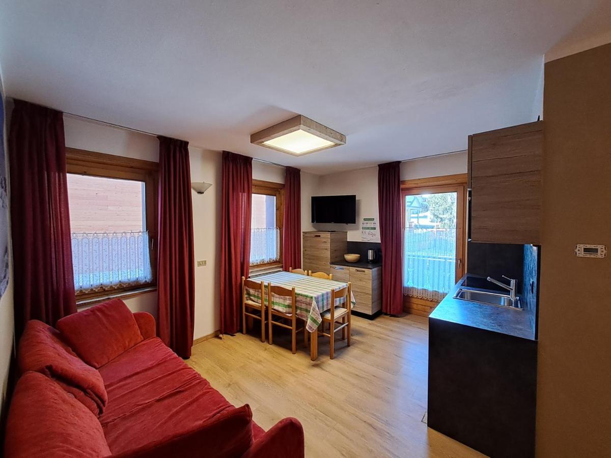 Casa Anita Aparthotel Livigno Exterior photo